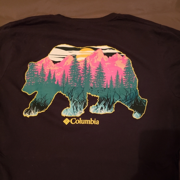 Columbia Other - 🐻 Columbia T-Shirt 🐻